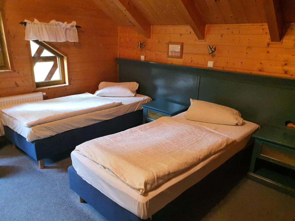 Hotel Pam Jáchymov Esterno foto