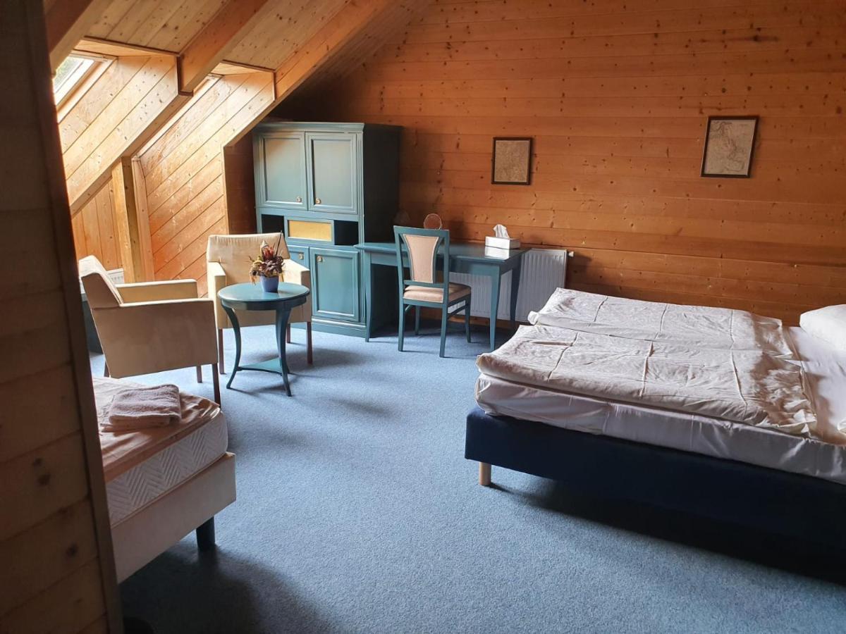 Hotel Pam Jáchymov Esterno foto