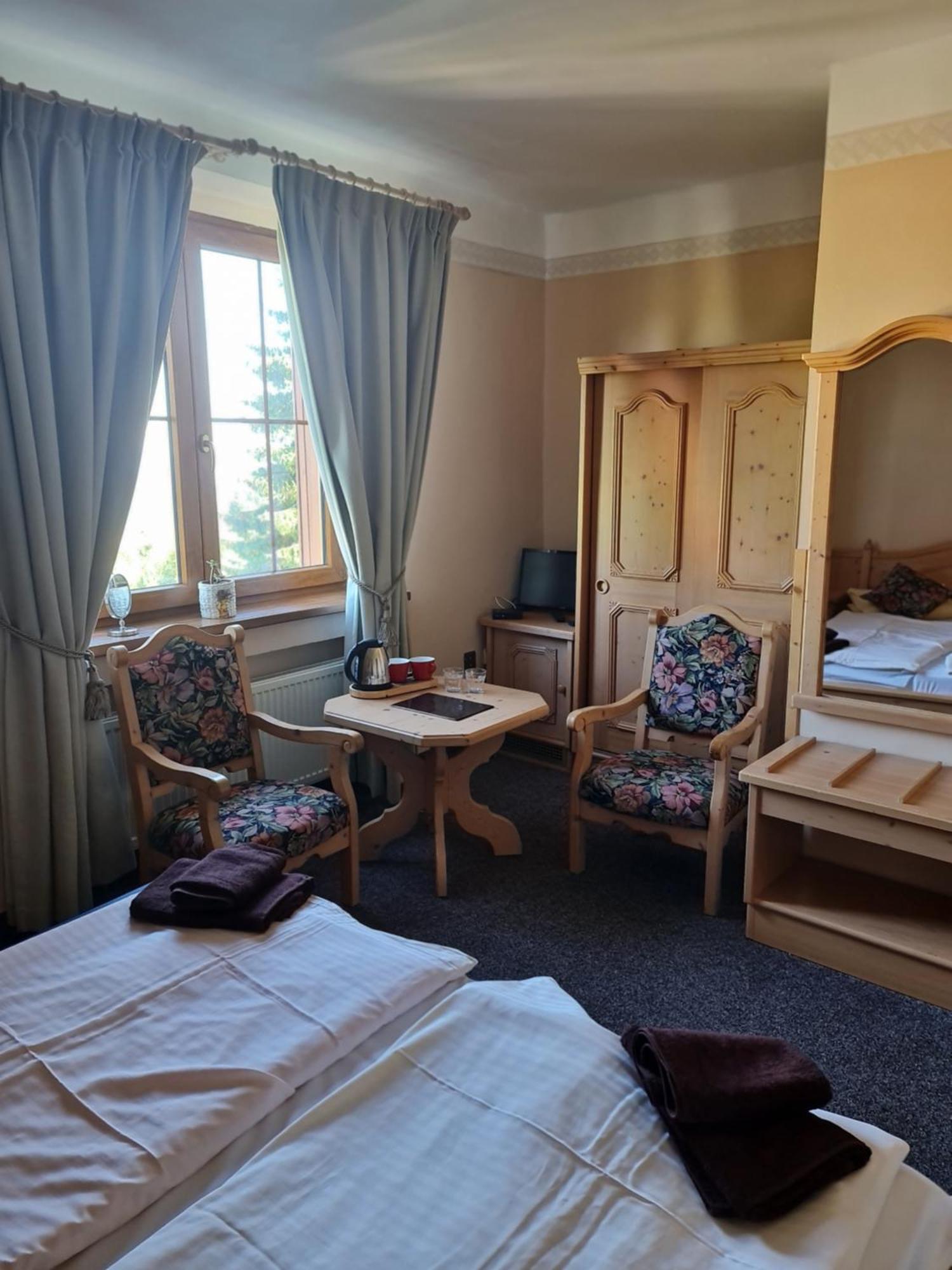 Hotel Pam Jáchymov Esterno foto